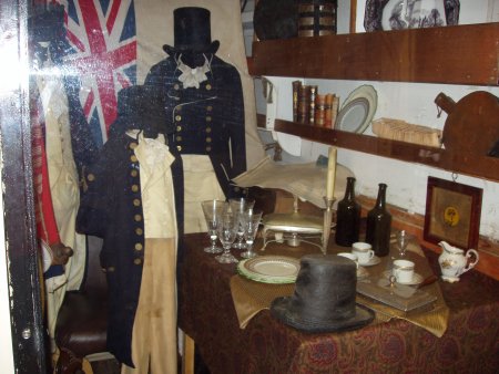 Master and Commander Costumes