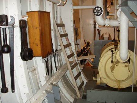 Engine Room (2/4)