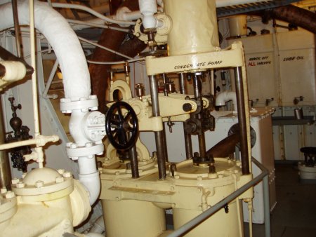 Engine Room (3/4)